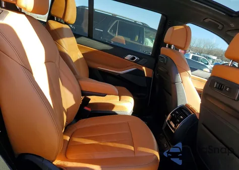 2022 BMW X7 M50I z USA, uszkodzony, nr VIN 5UXCX6C05N9J55782